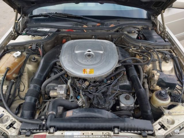 Mercedes-Benz 560 | 9