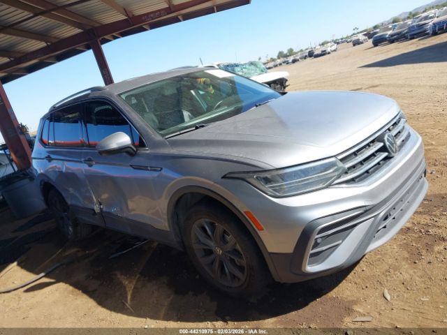 Volkswagen Tiguan | 13