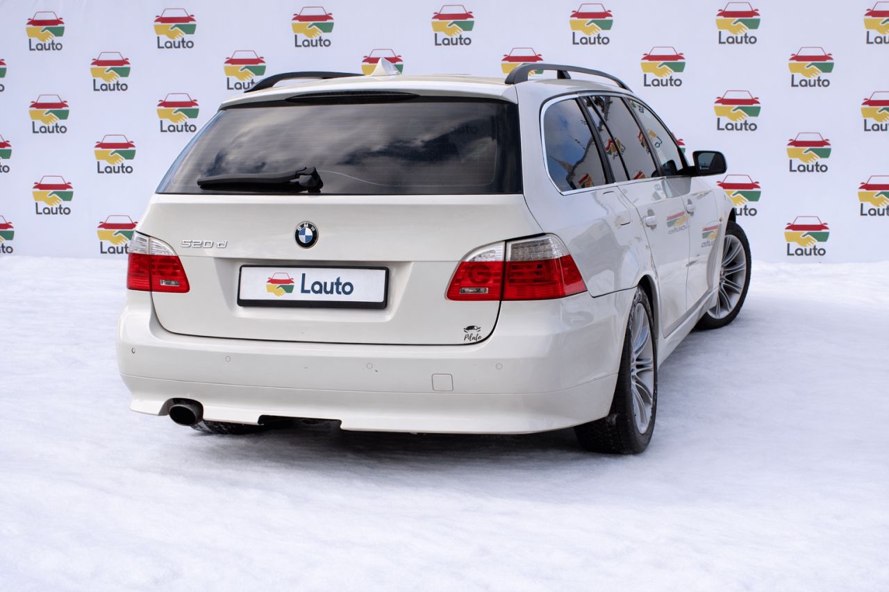 BMW 520 | 3