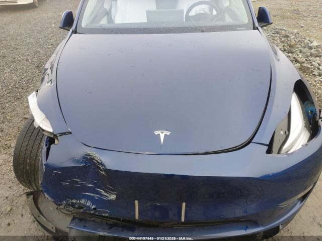 Tesla Model Y | 9