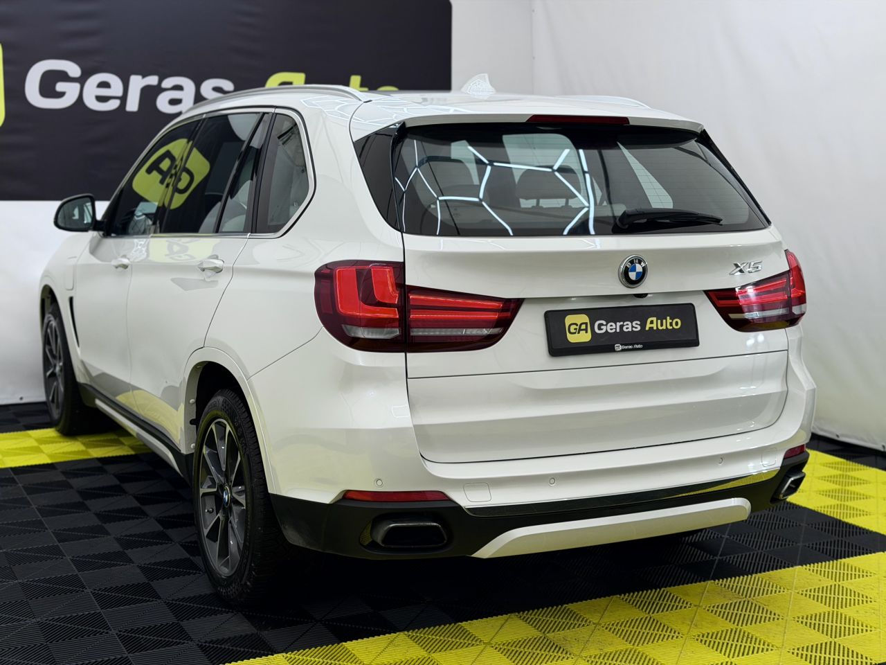 BMW X5 | 5