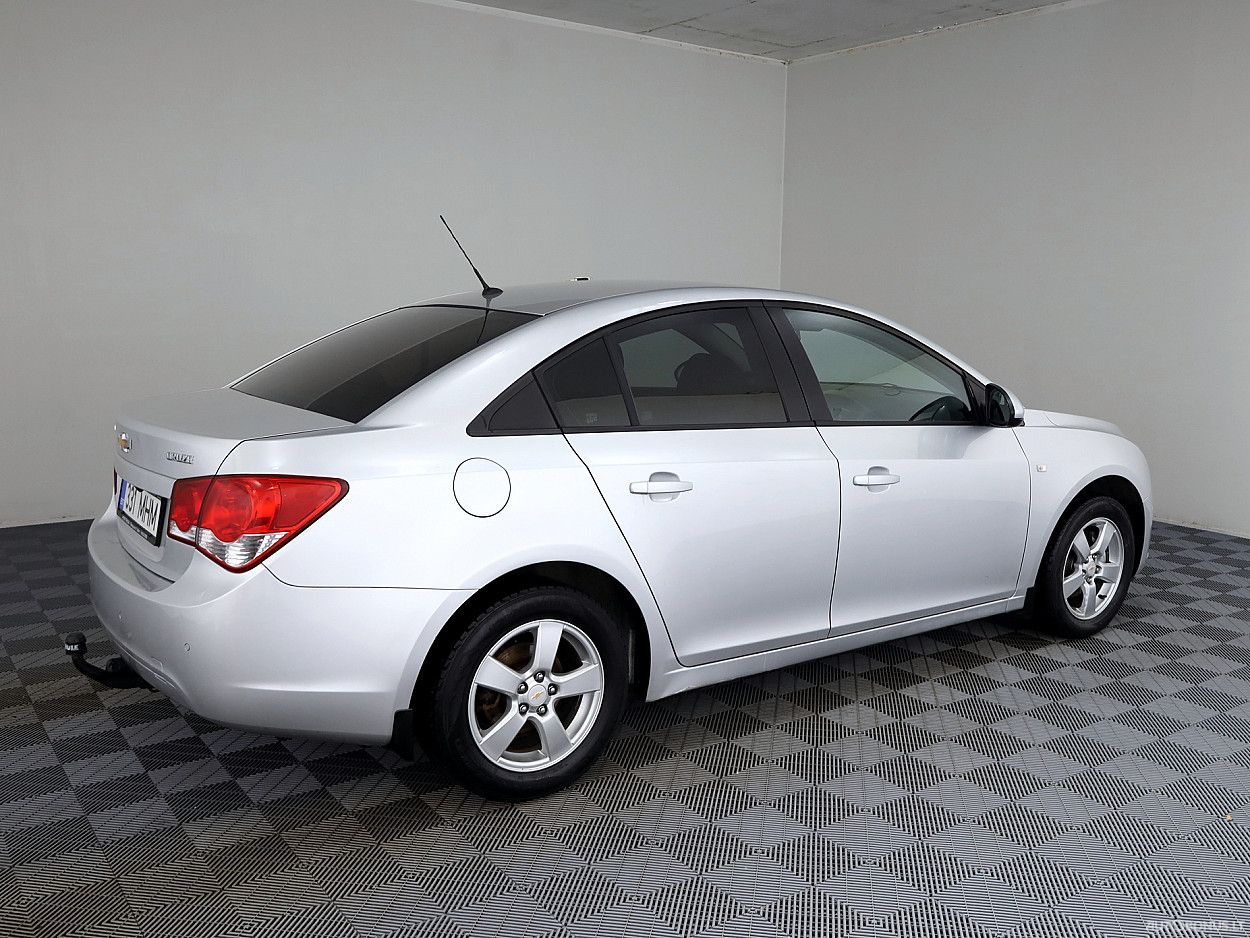 Chevrolet Cruze | 2
