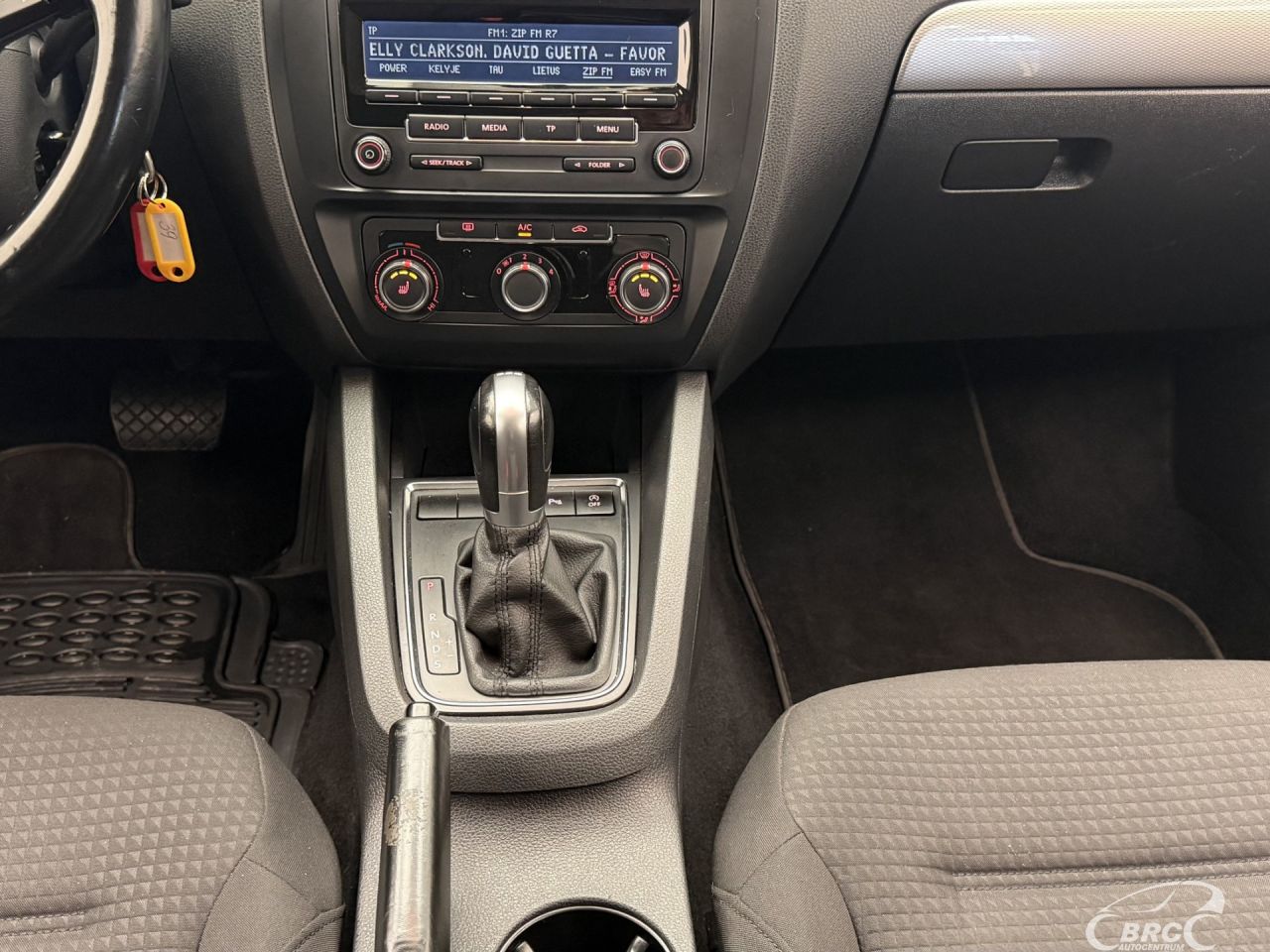 Volkswagen Jetta | 13