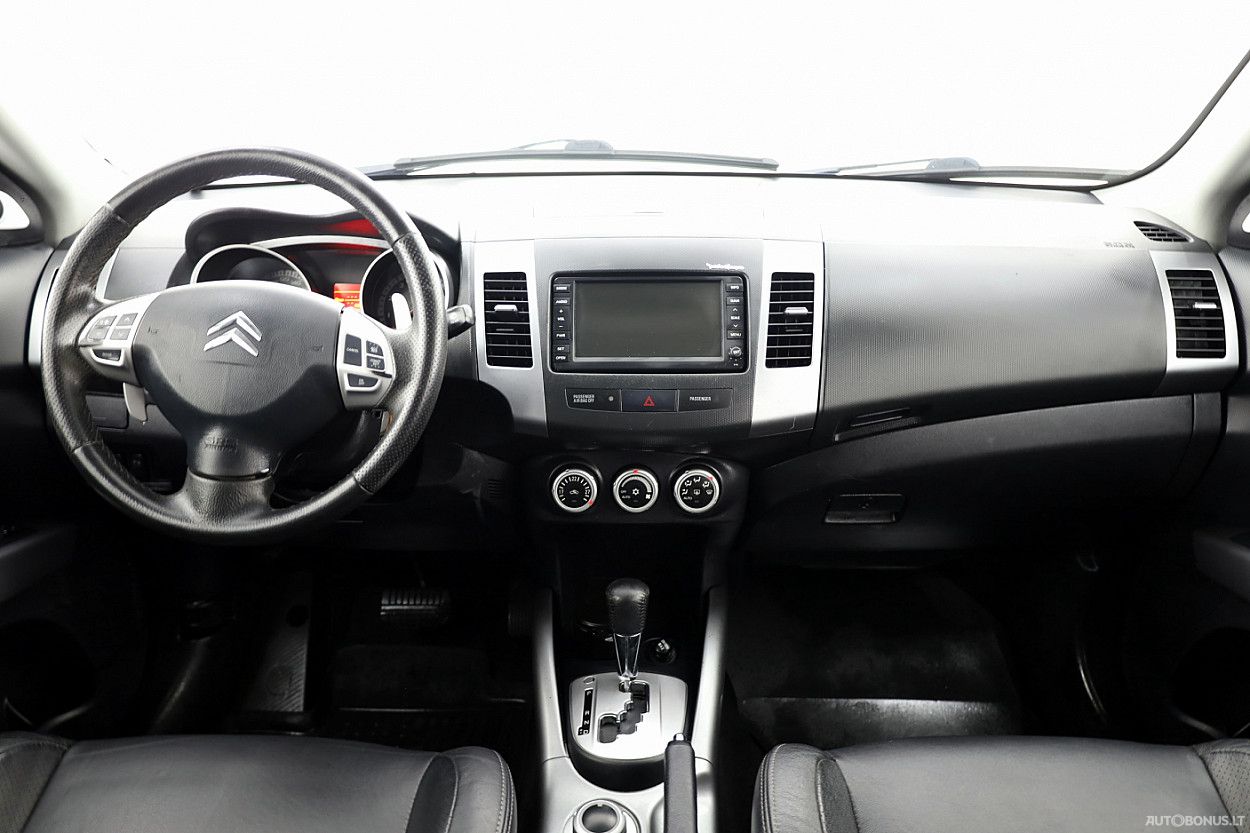 Citroen C-Crosser  | 4