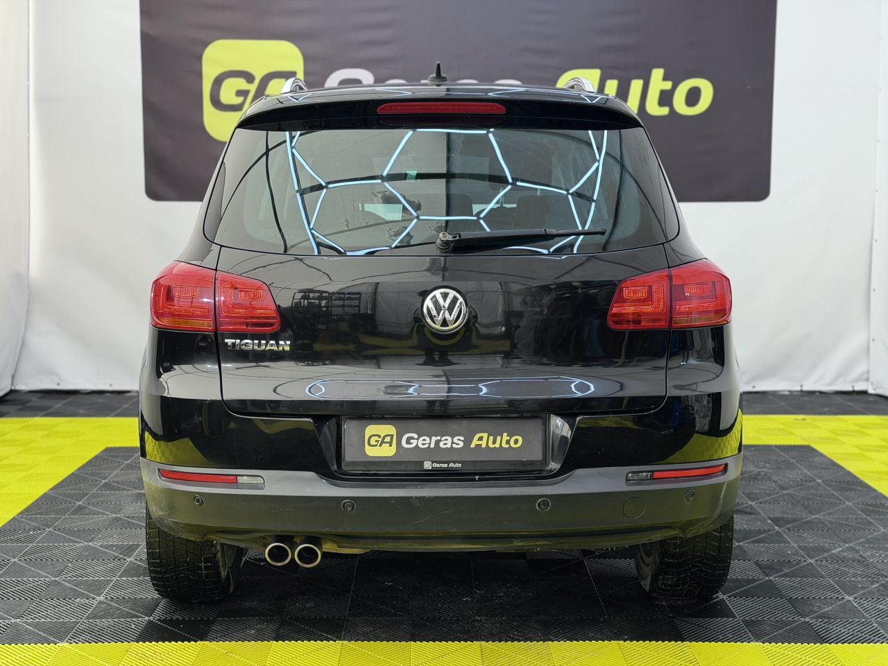 Volkswagen Tiguan | 4