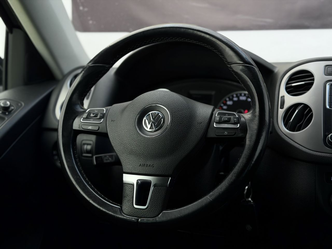 Volkswagen Tiguan | 15