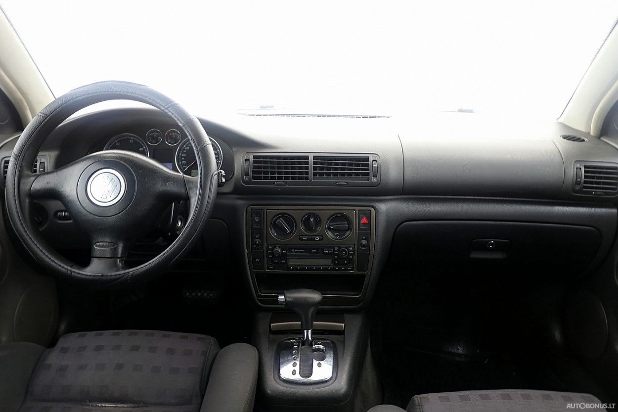 Volkswagen Passat | 4