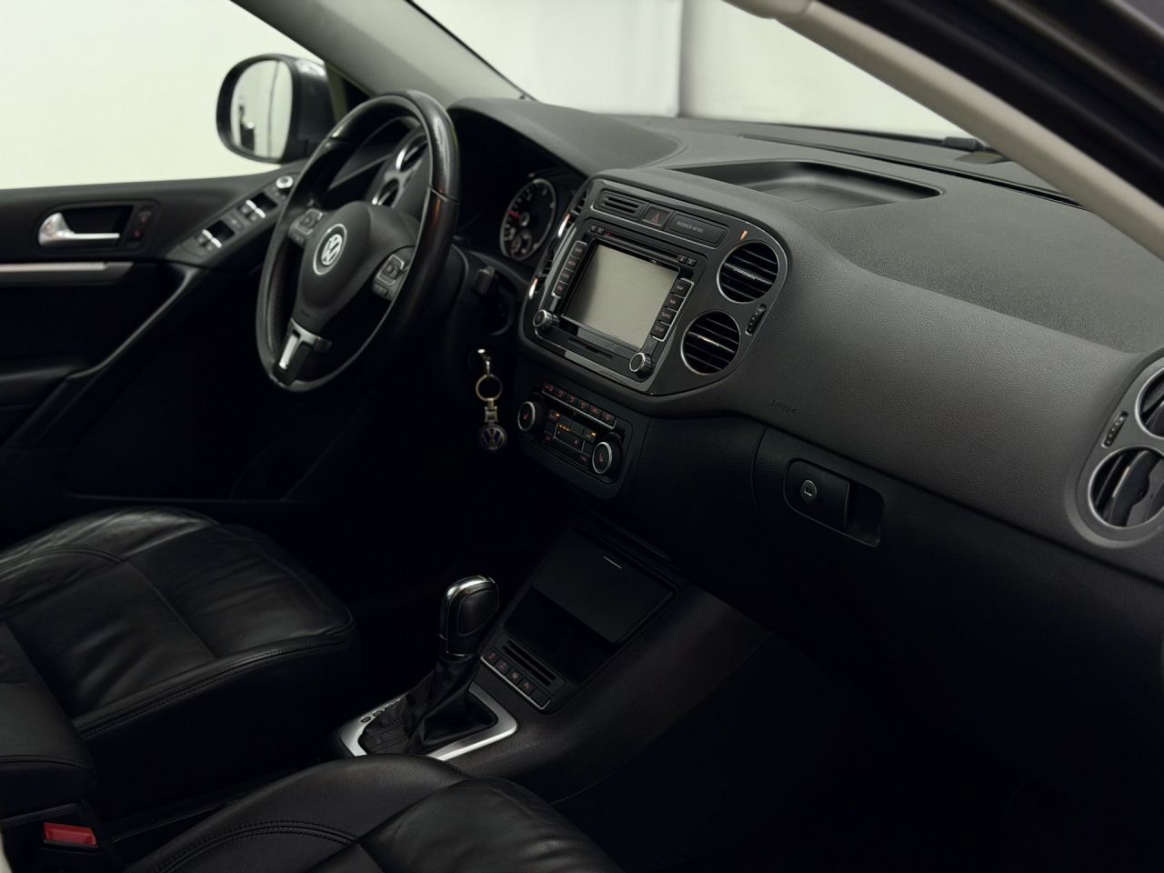 Volkswagen Tiguan | 14