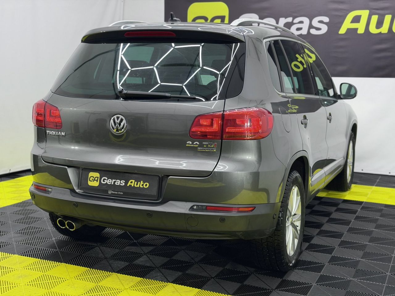 Volkswagen Tiguan | 3