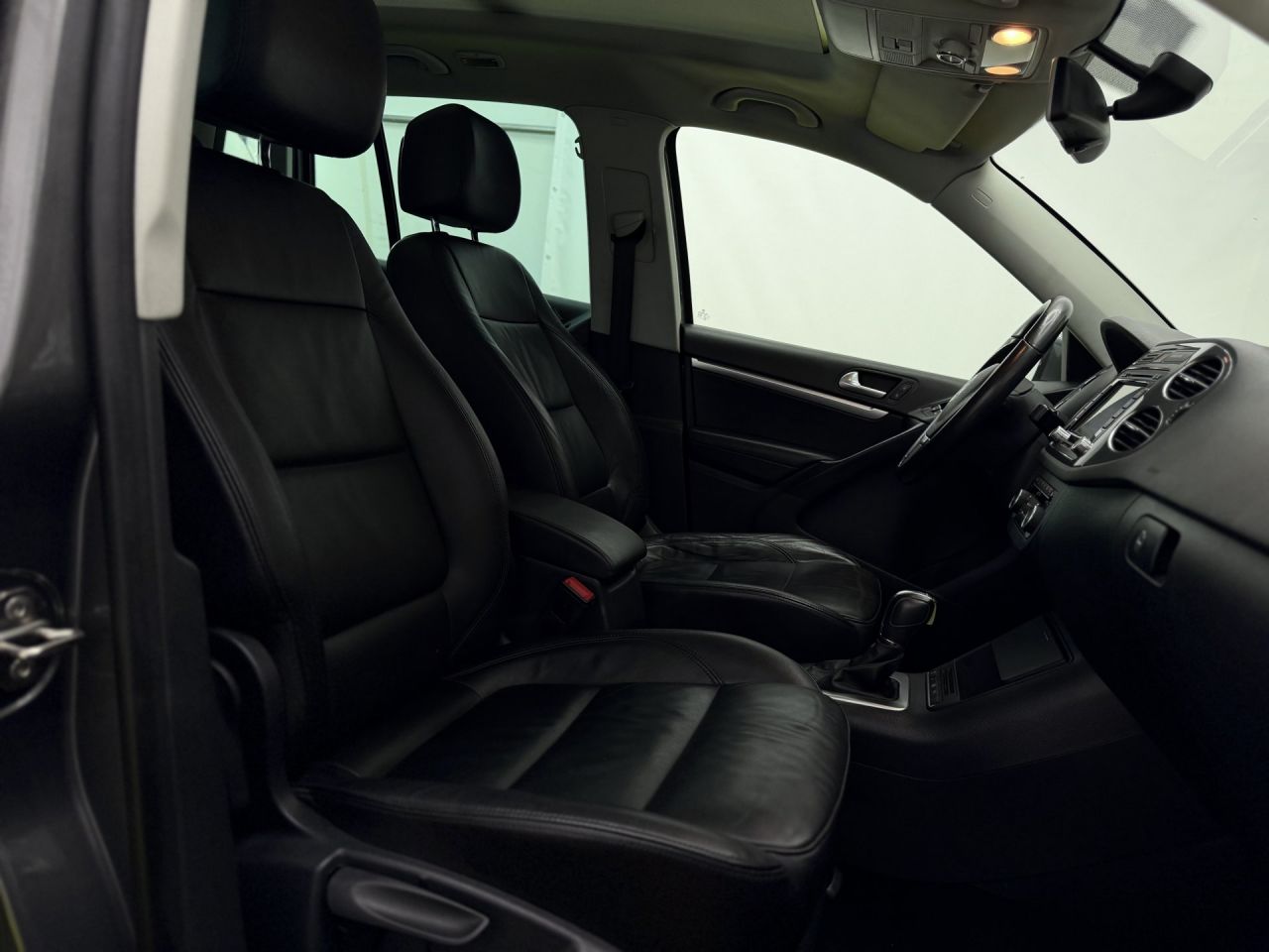 Volkswagen Tiguan | 13