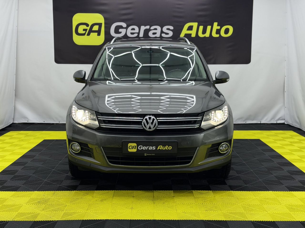 Volkswagen Tiguan | 6