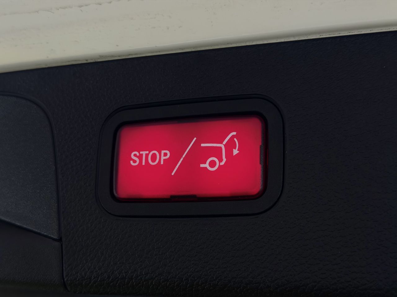 Mercedes-Benz GLC250 | 12