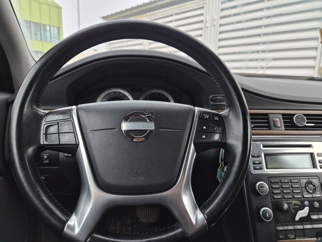 Volvo XC70 | 13