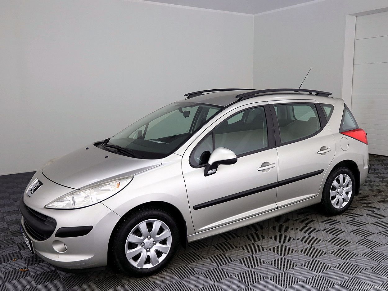 Peugeot 207 | 1