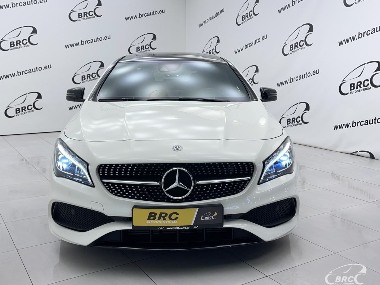 Mercedes-Benz CLA220 | 45