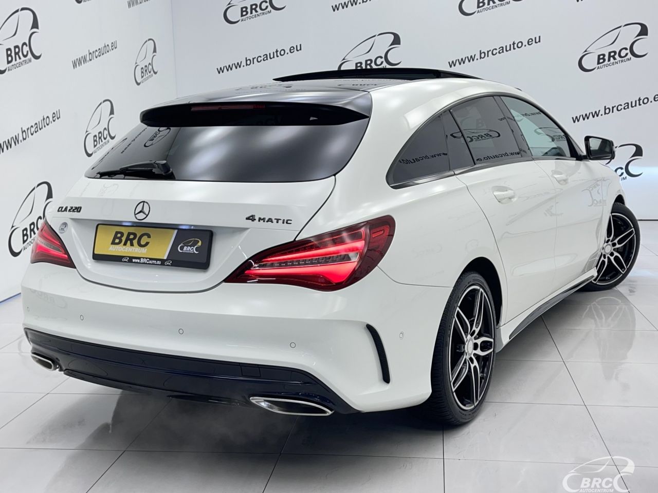 Mercedes-Benz CLA220 | 44