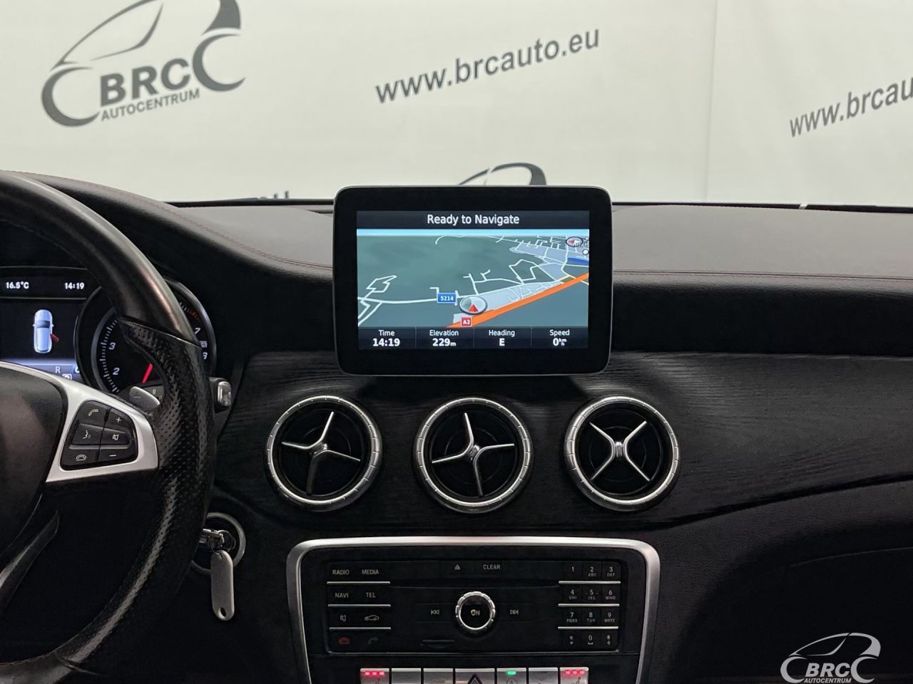 Mercedes-Benz CLA220 | 14