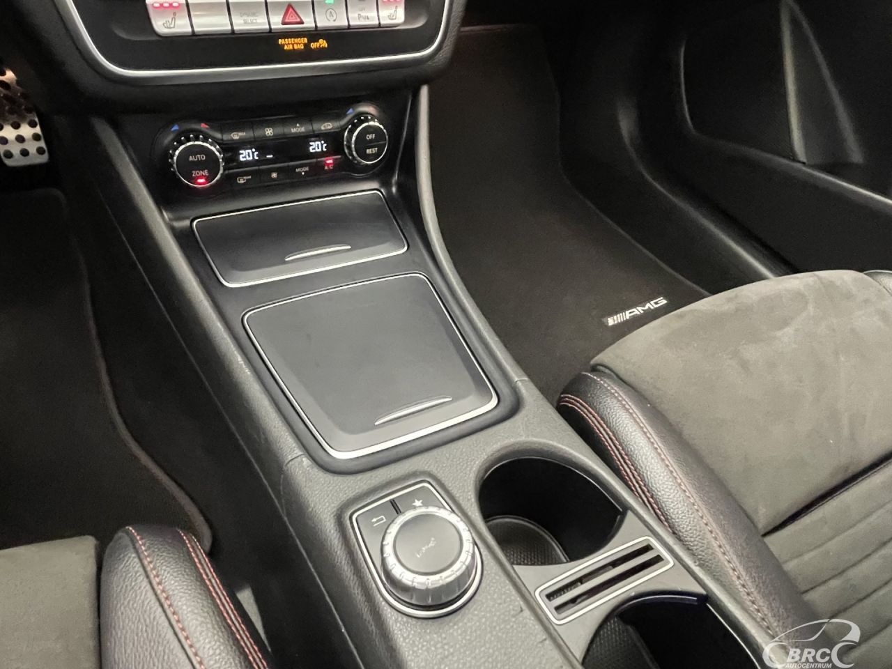 Mercedes-Benz CLA220 | 24