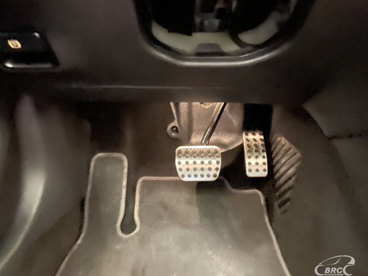 Mercedes-Benz CLA220 | 31