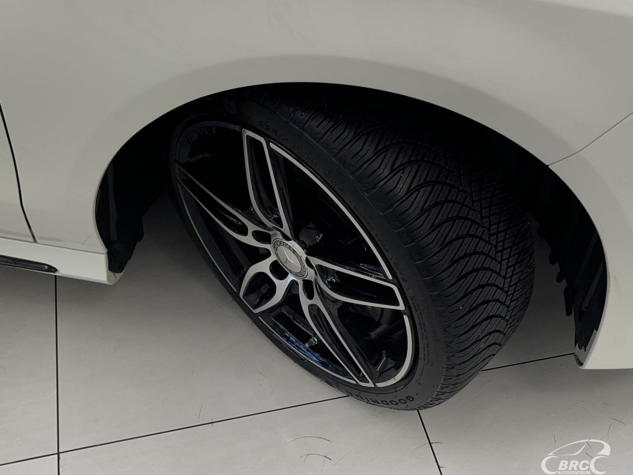 Mercedes-Benz CLA220 | 39