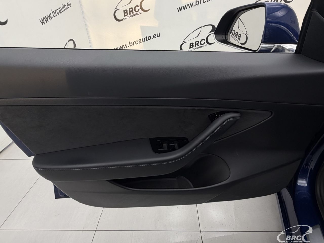 Tesla Model 3 | 17