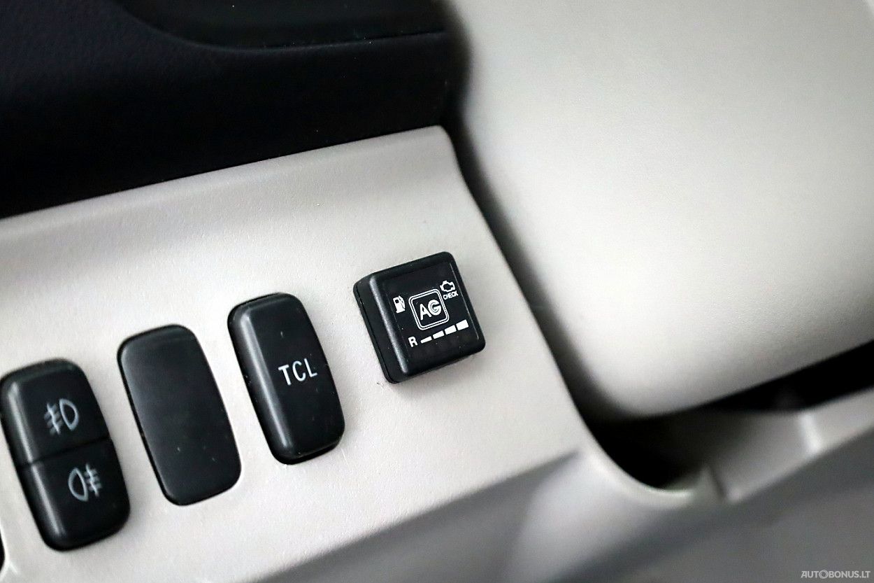 Mitsubishi Grandis | 8