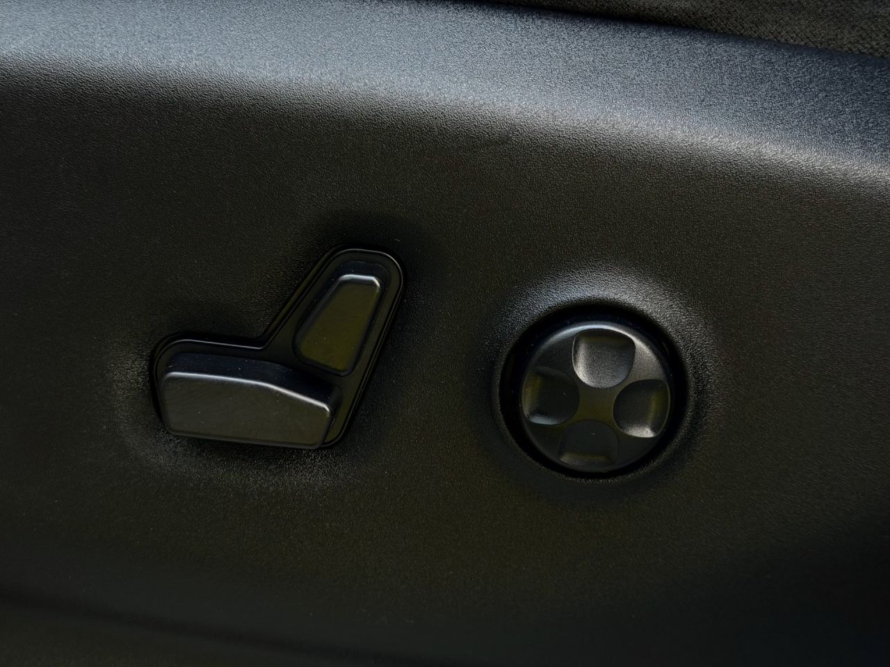 Chrysler Pacifica | 23