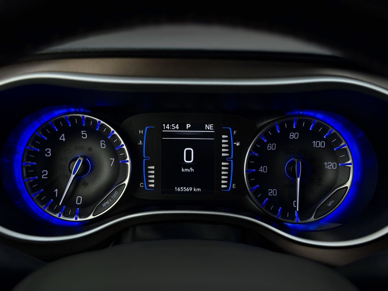 Chrysler Pacifica | 33