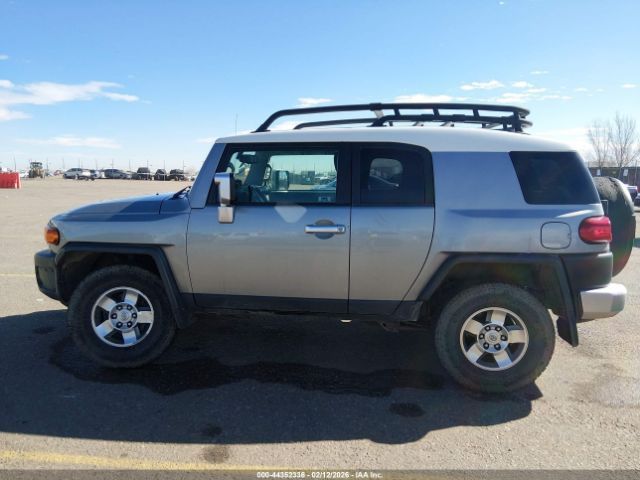 Toyota FJ Cruiser | 13