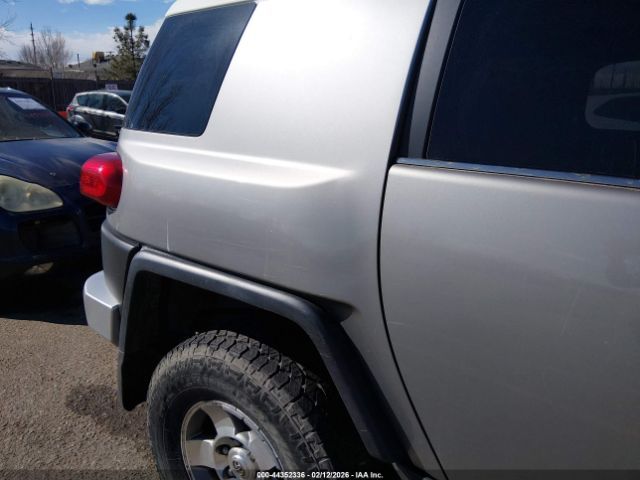 Toyota FJ Cruiser | 19