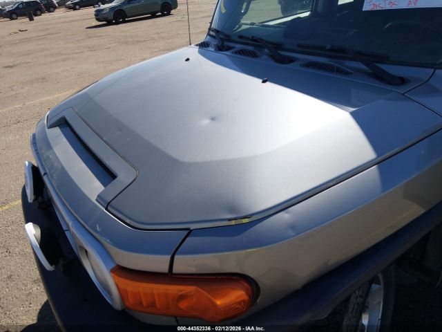 Toyota FJ Cruiser | 17