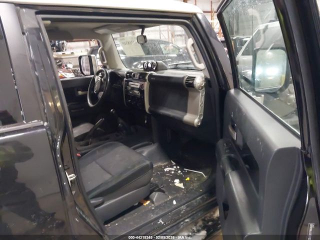 Toyota FJ Cruiser | 4