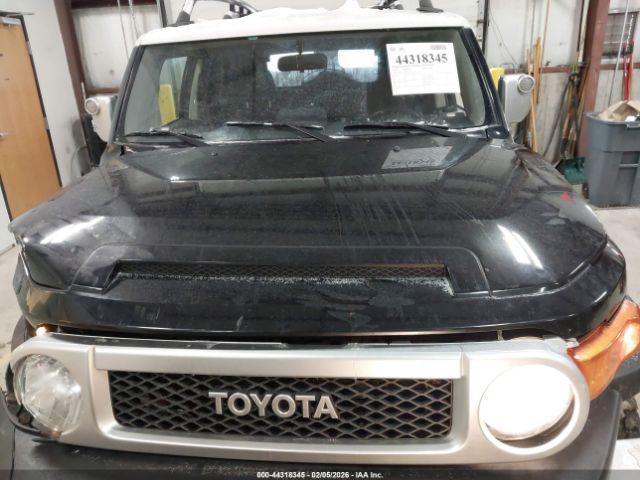 Toyota FJ Cruiser | 11