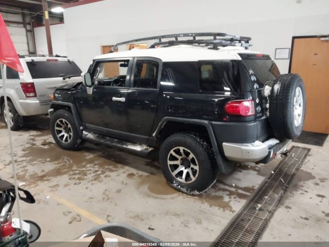 Toyota FJ Cruiser | 2