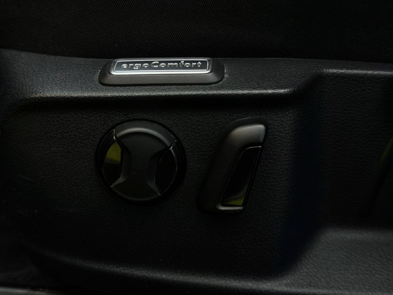 Volkswagen Passat | 19