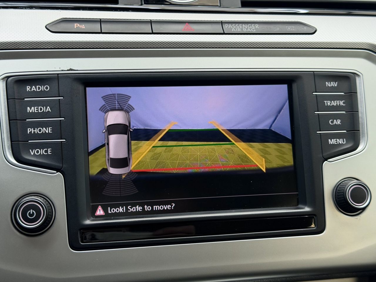 Volkswagen Passat | 22