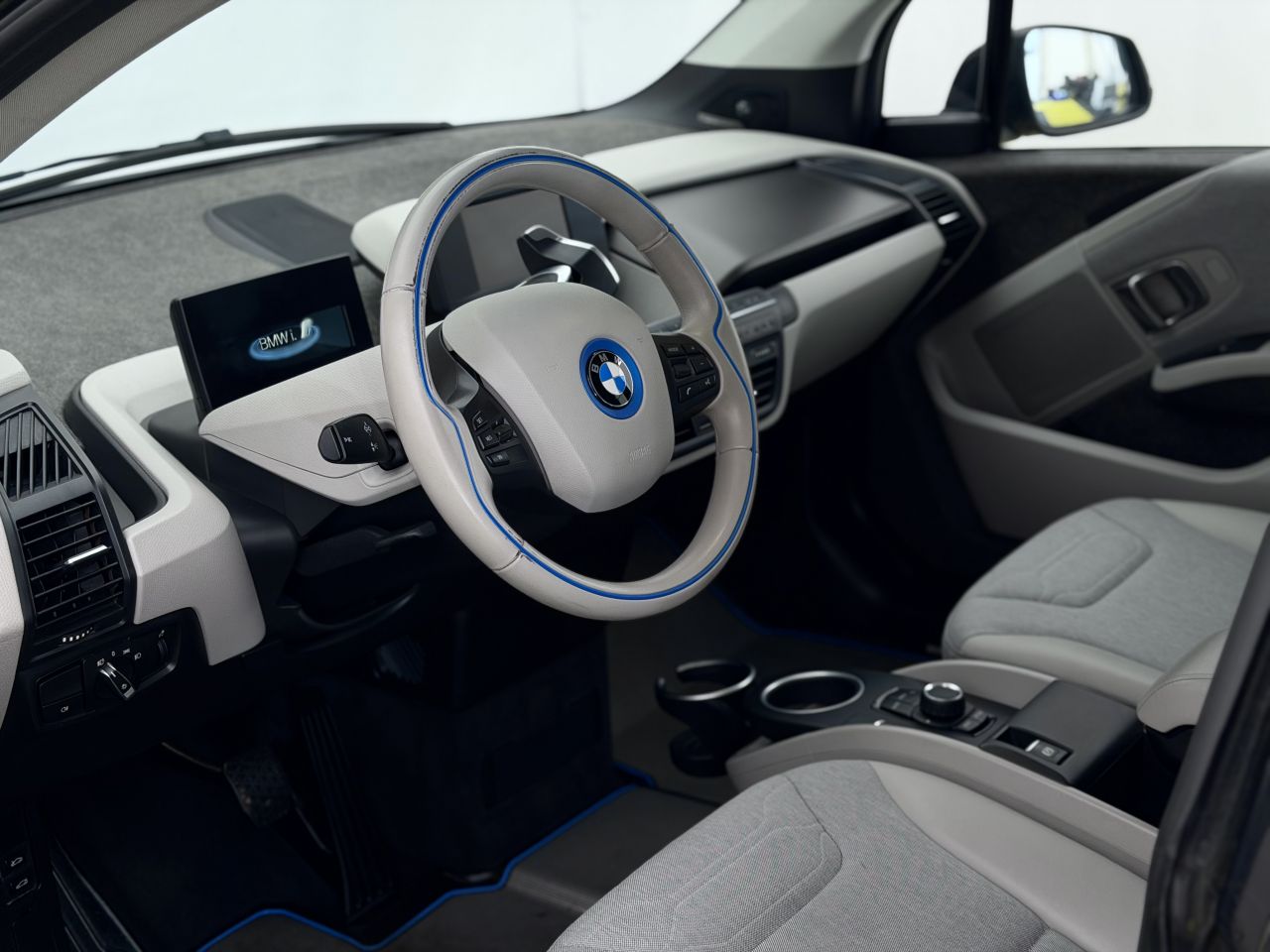 BMW i3 | 8