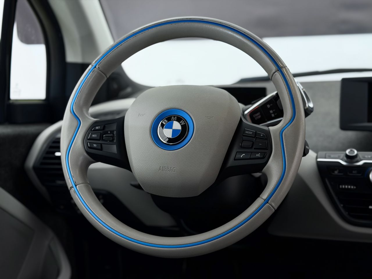 BMW i3 | 15