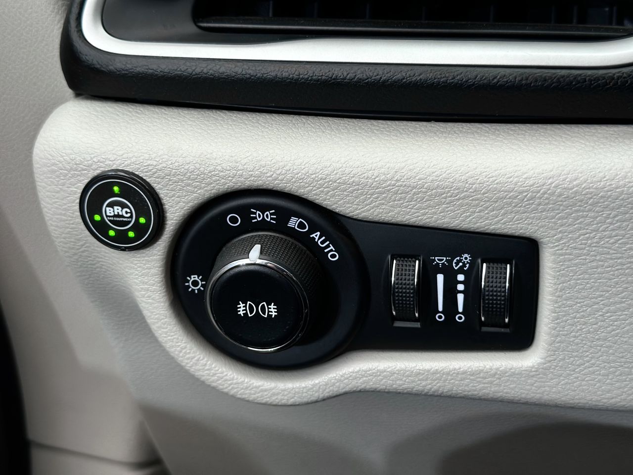 Chrysler Pacifica | 22