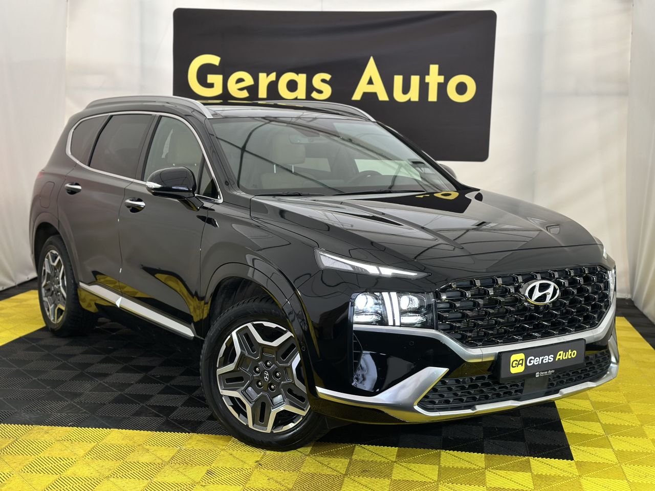 Hyundai Santa Fe | 2