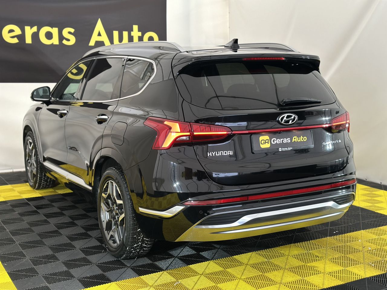 Hyundai Santa Fe | 5