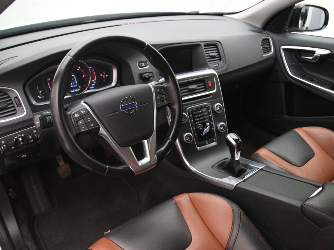 Volvo V60 | 15