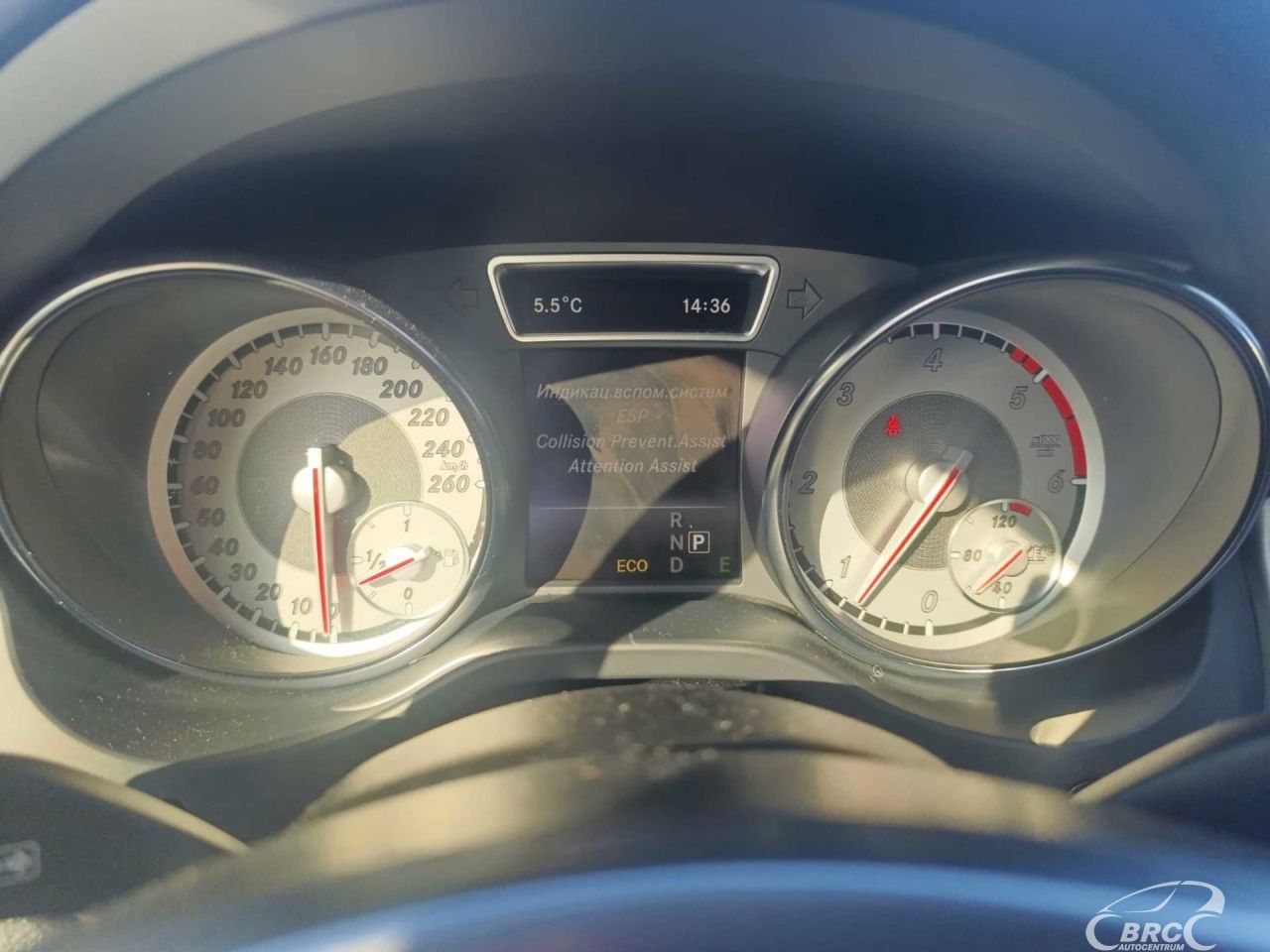 Mercedes-Benz GLA220 | 12