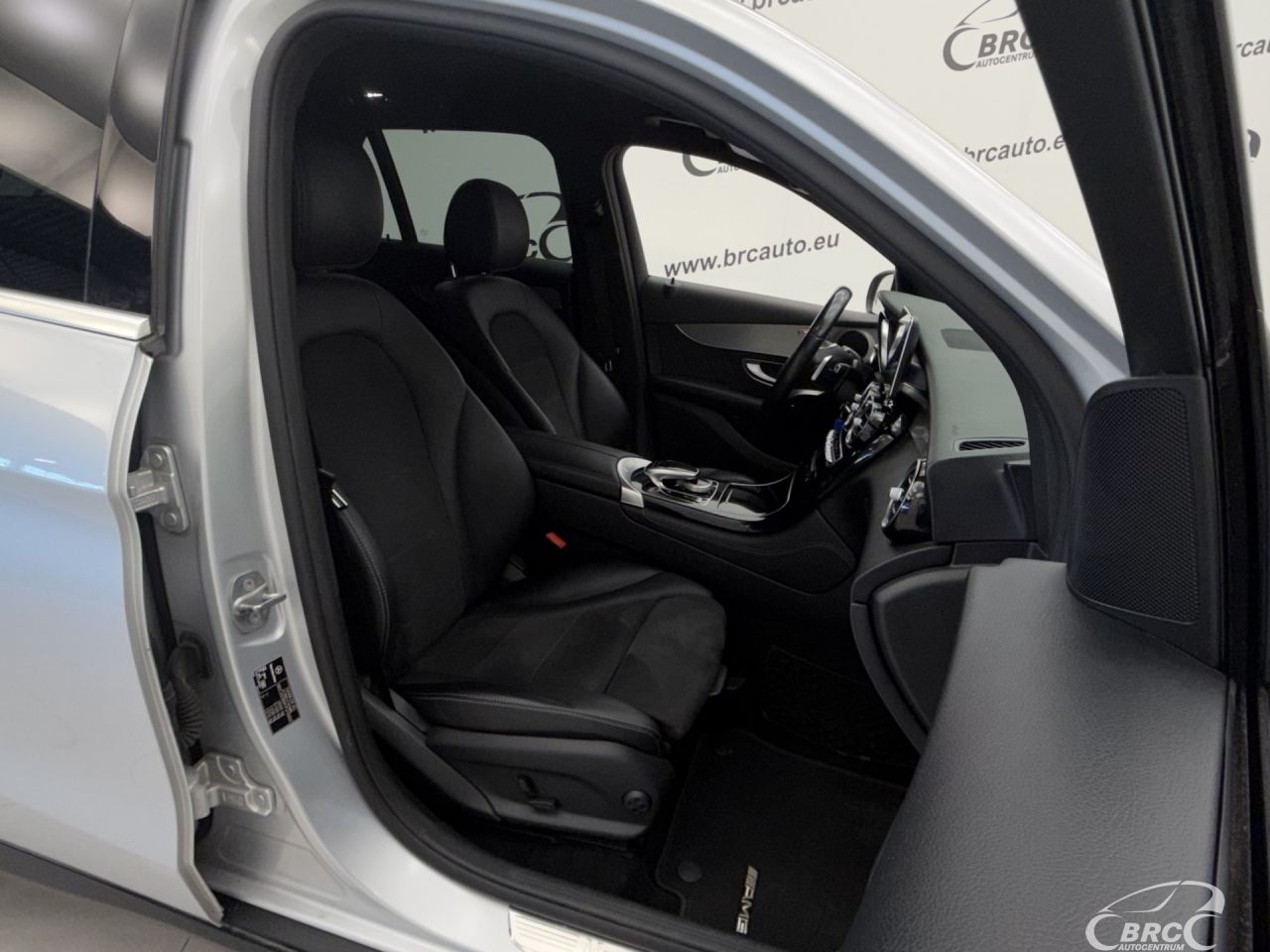 Mercedes-Benz GLC250 | 6