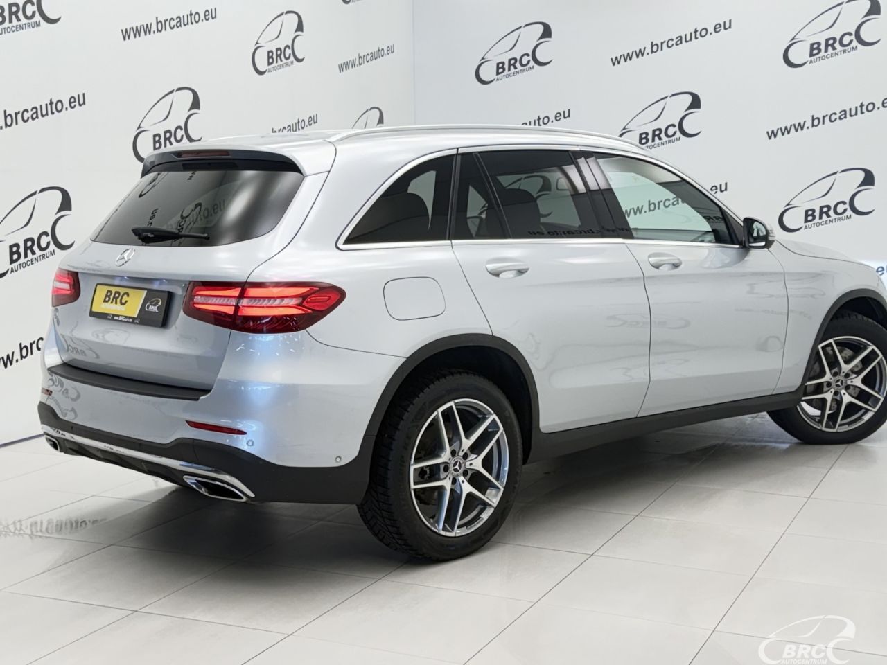 Mercedes-Benz GLC250 | 1