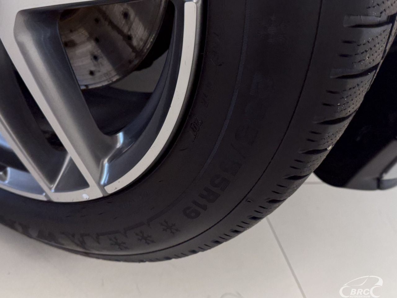 Mercedes-Benz GLC250 | 45