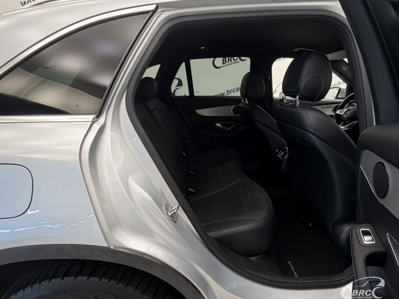 Mercedes-Benz GLC250 | 9