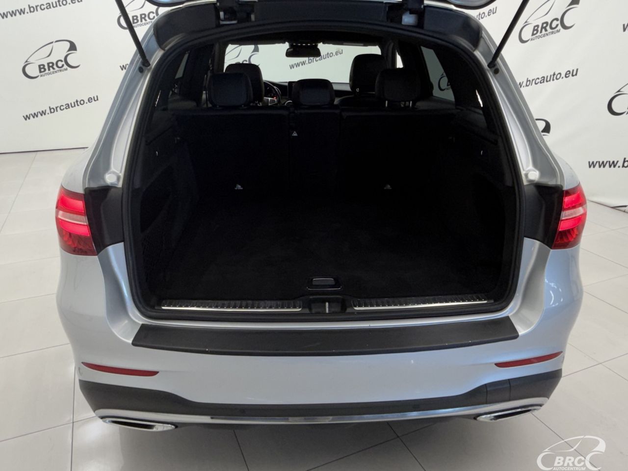 Mercedes-Benz GLC250 | 46