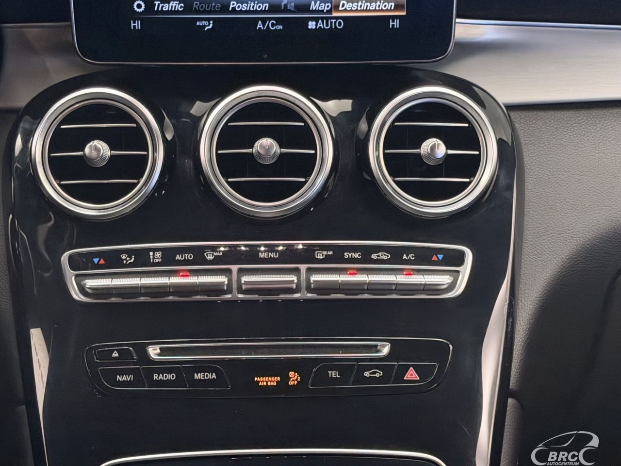 Mercedes-Benz GLC250 | 16