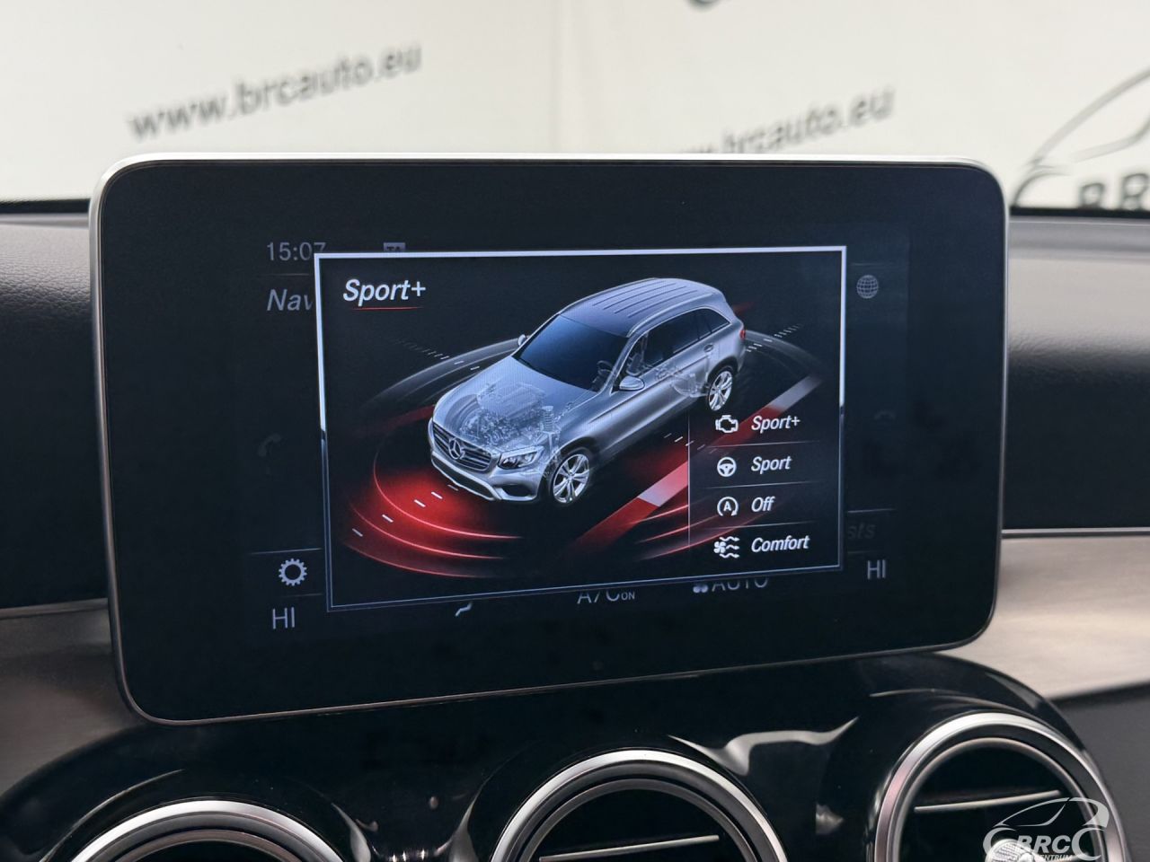 Mercedes-Benz GLC250 | 41